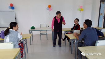 專家志愿者進圖書館，家庭教育咨詢點亮少兒服務區